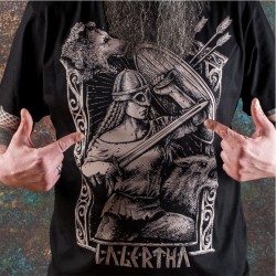 Lagertha uwieczniona na koszulce męskiej